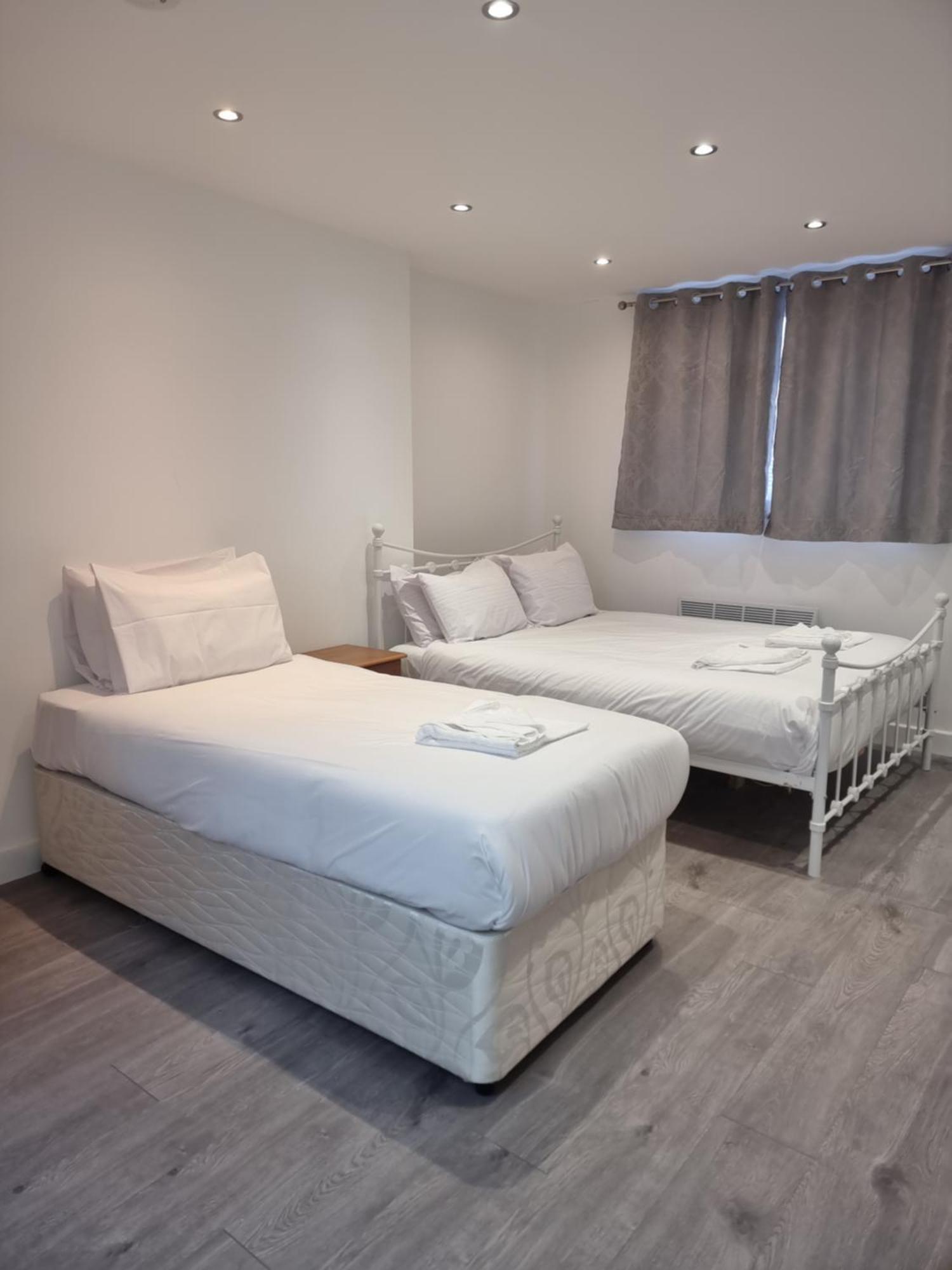 Brand New Studios In Харроу Экстерьер фото